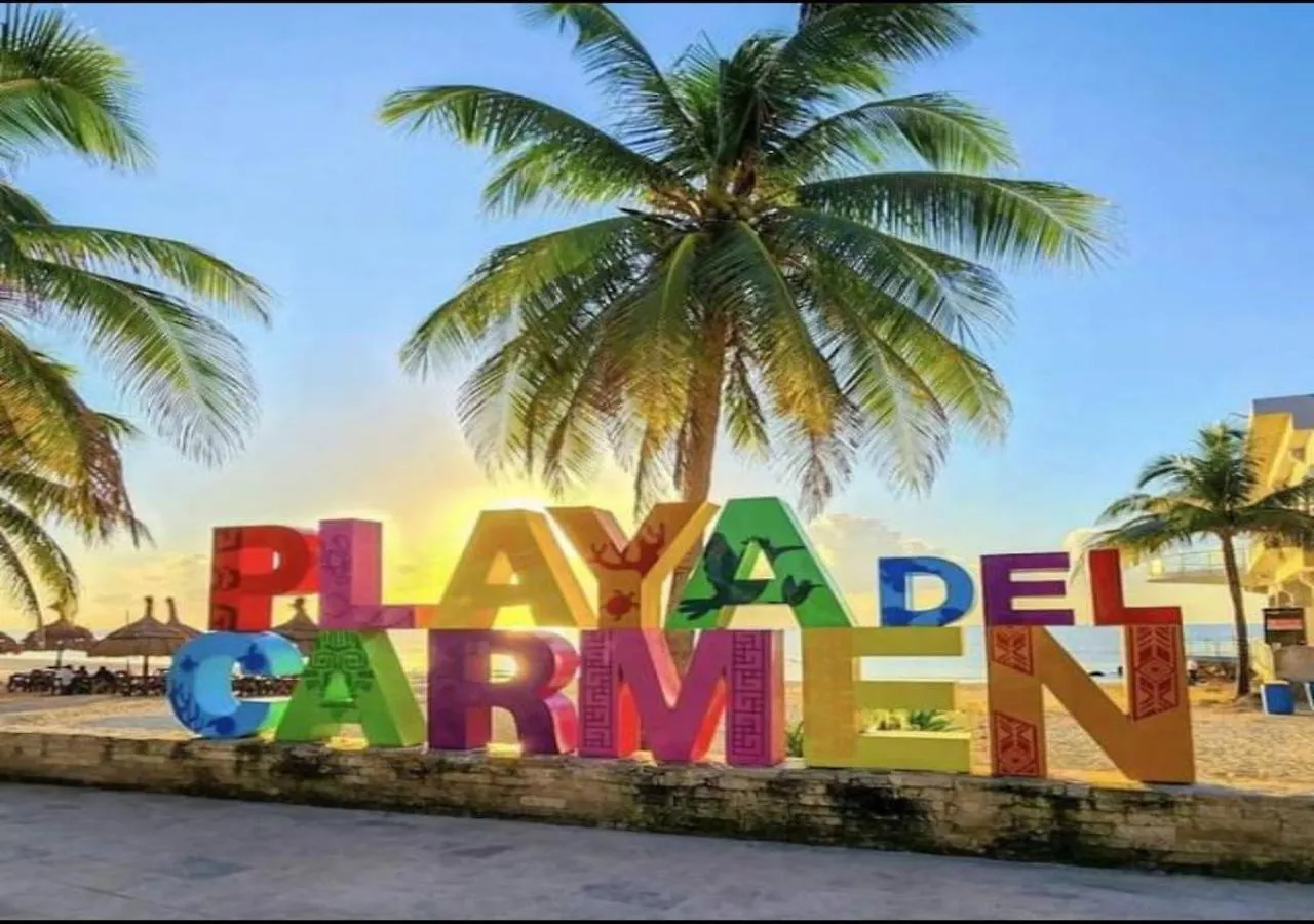 Casa Amplia Con Alberca Y Roof Garden Villa Playa del Carmen Holiday home